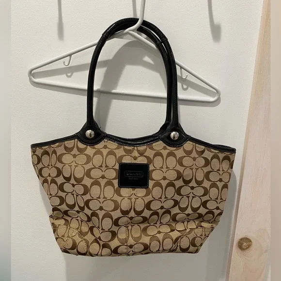 Coach Signature Bleeker Vintage Tote Shoulder Bag - Picture 1 of 9